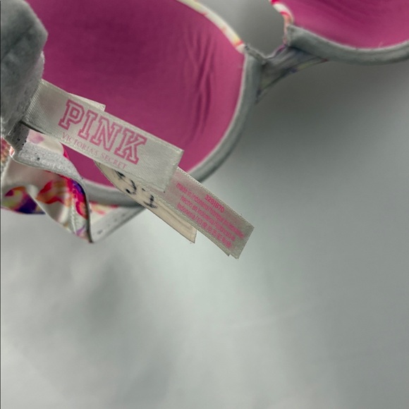 PINK Victoria's Secret Wear Everywhere T-shirt Bra 32B Floral White Purple Pink - Picture 8 of 10